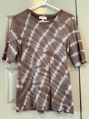 Michael Stars Brown and Pale Blue Tie-Dye Short Sleeve Sparkle Tee